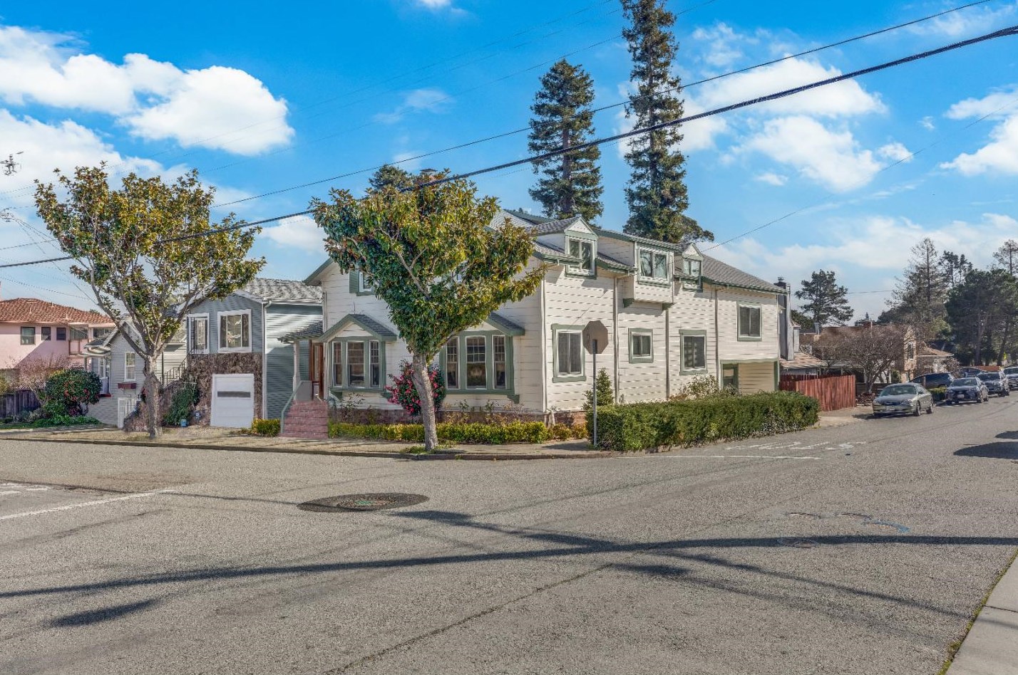 631 Chadbourne Ave, Millbrae, CA 94030