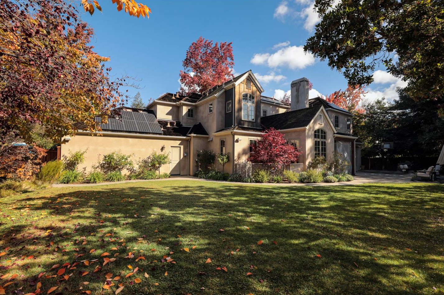 735 Windsor Dr, Menlo Park, CA 94025