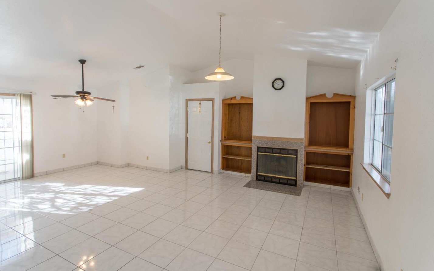 1000 Oak Ave, Greenfield, CA 93927