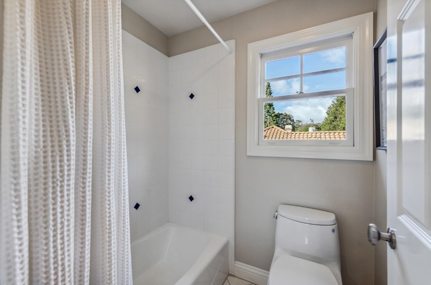 185 Hanna Way, Menlo Park CA  94025-3581 exterior
