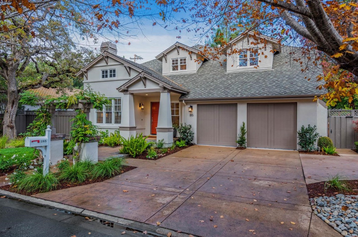 185 Hanna Way, Menlo Park, CA 94025-3581