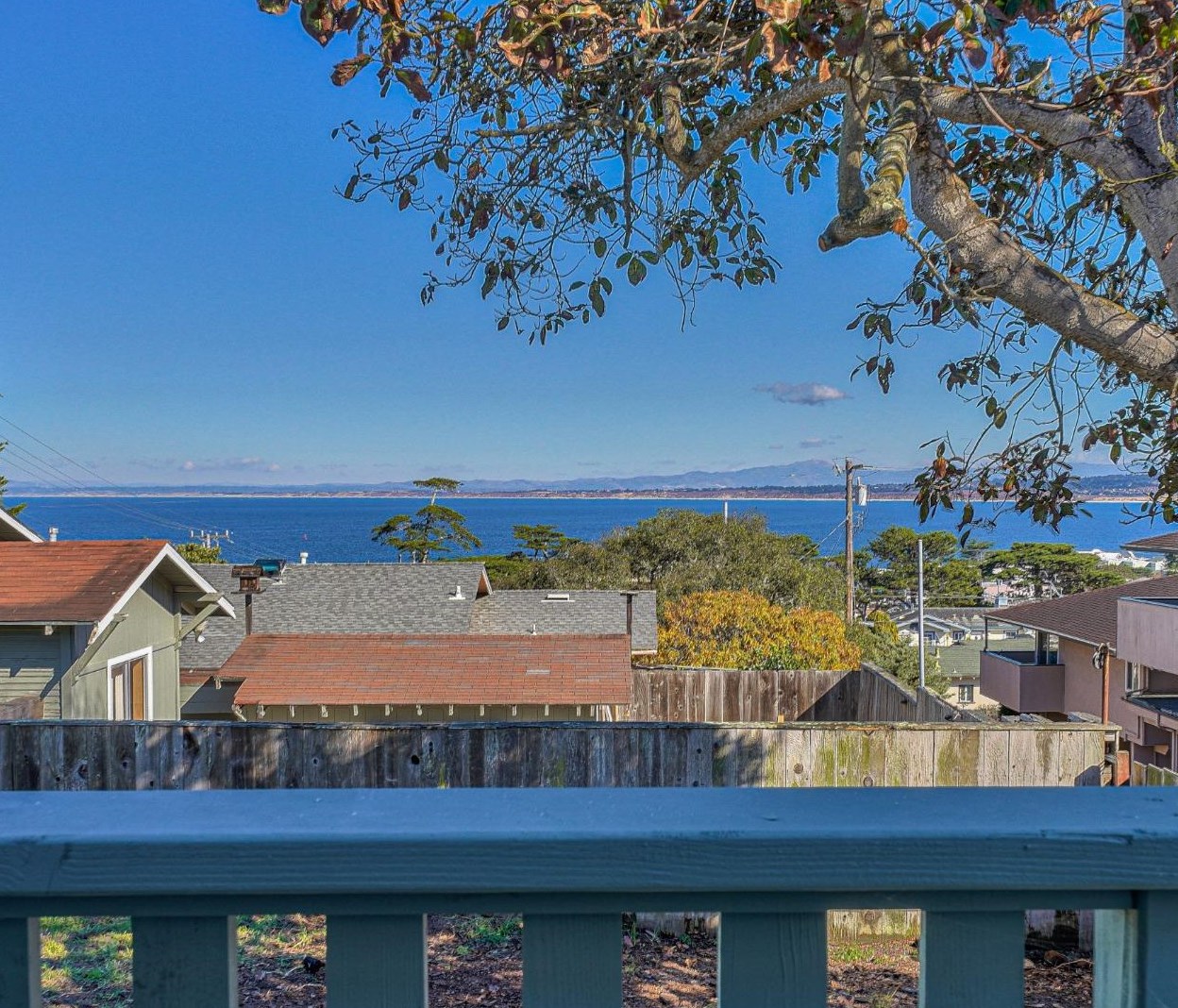 311 Eardley Ave, Del Monte Park, CA 93950