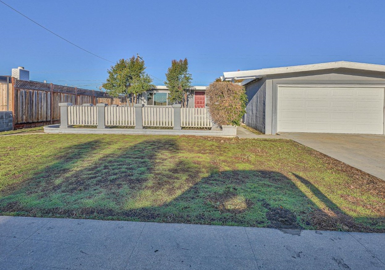 650 Vassar Ave, Salinas, CA 93901-1245