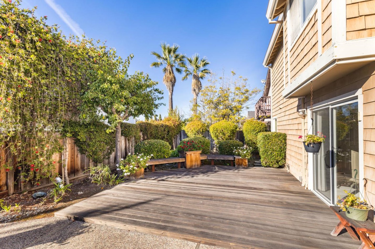 397 Biscayne Ave, San Mateo CA  94404-3501 exterior