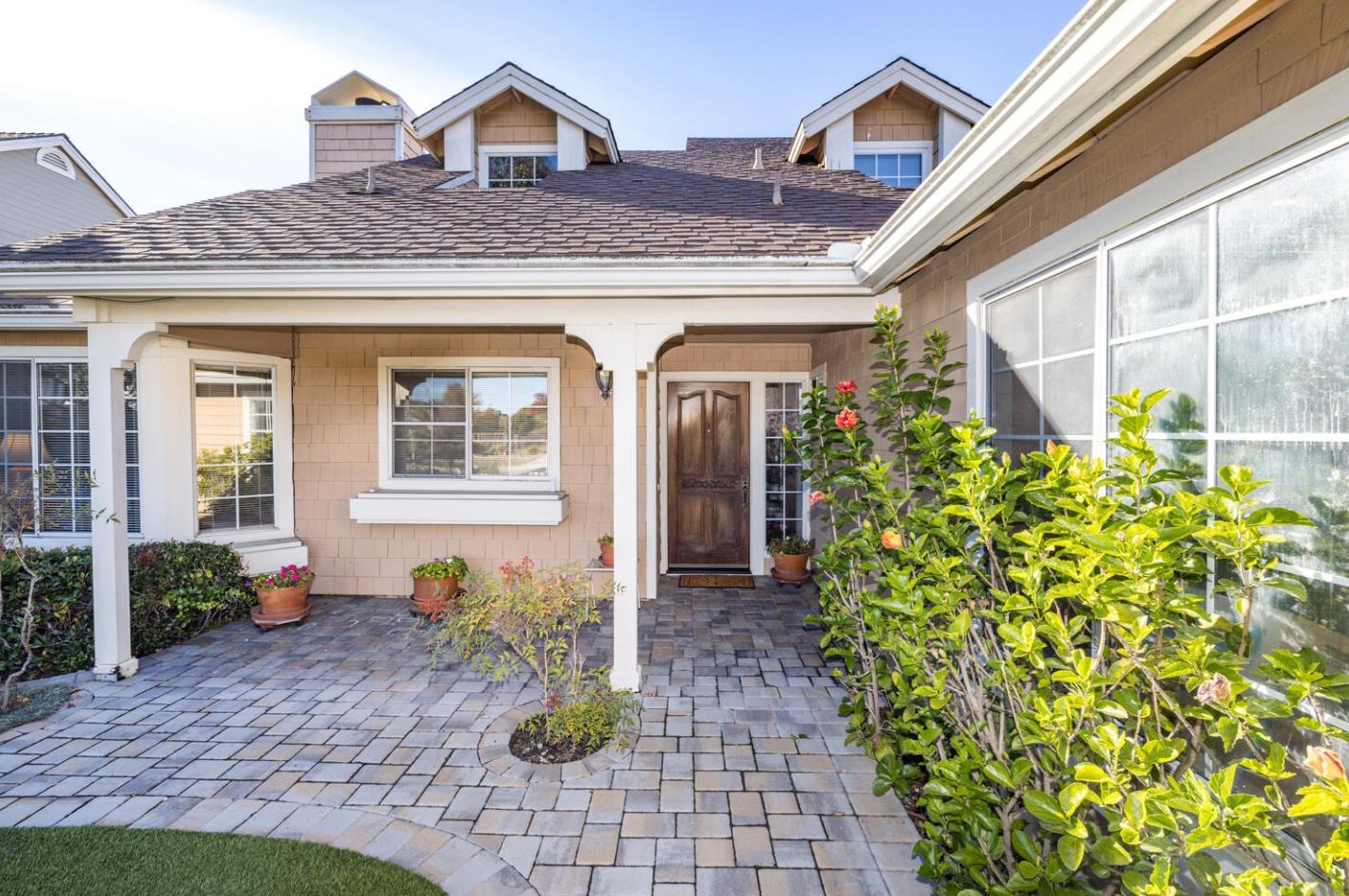 397 Biscayne Ave, San Mateo CA  94404-3501 exterior