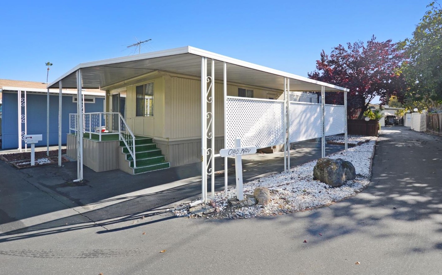1075 Space Park Way 1, Mountain View, CA 94043