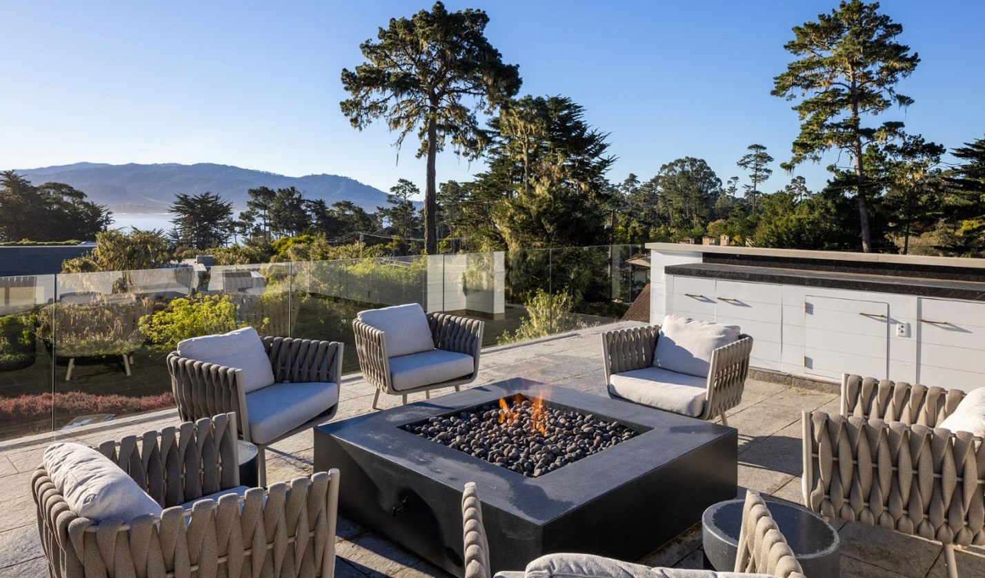 3301 17 Mile Dr 22, Pebble Beach, CA 93953
