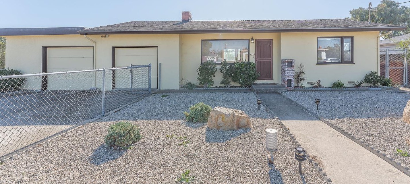 1524 Mira Mar Ave, Seaside, CA 93955-3327