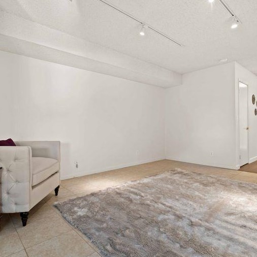 5021 Cribari Vale, San Jose CA  95135-1333 exterior