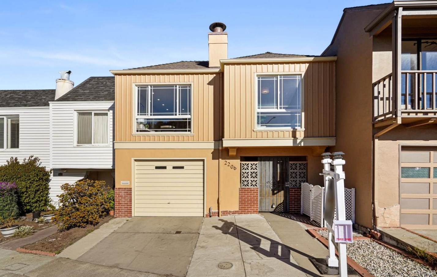 2206 Sloat Blvd, San Francisco, CA 94116-2746