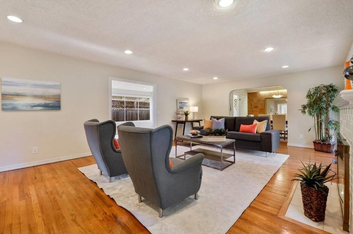 1150 Osborn Ave, Redwood City, CA 94061