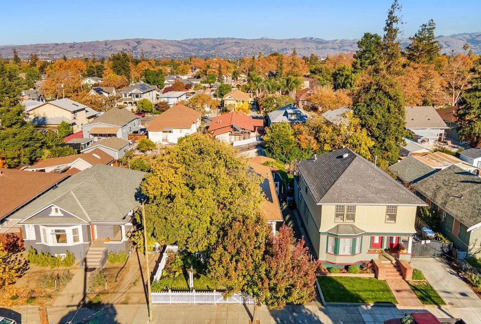 244 12 St, San Jose CA 95112-3436 exterior