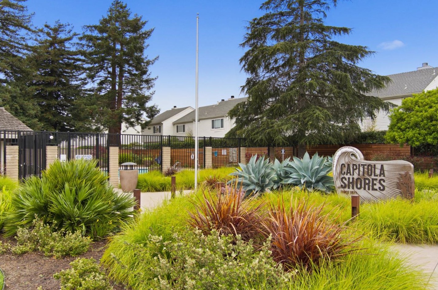 4250 Diamond St 3, Capitola, CA 95010