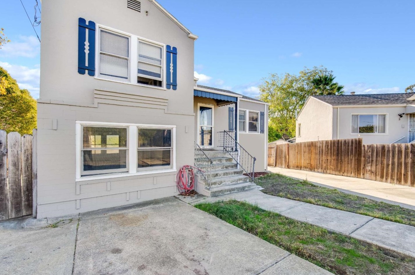 1 Spruce St, Vallejo, CA 94591-7306