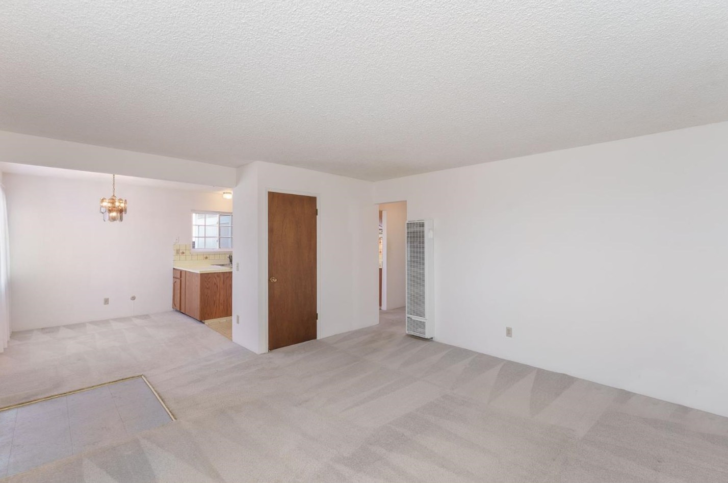 1738 Mendocino St, Seaside, CA 93955-3906