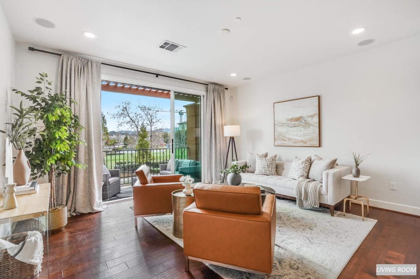 375 Derby Ave, San Mateo CA  94403 exterior