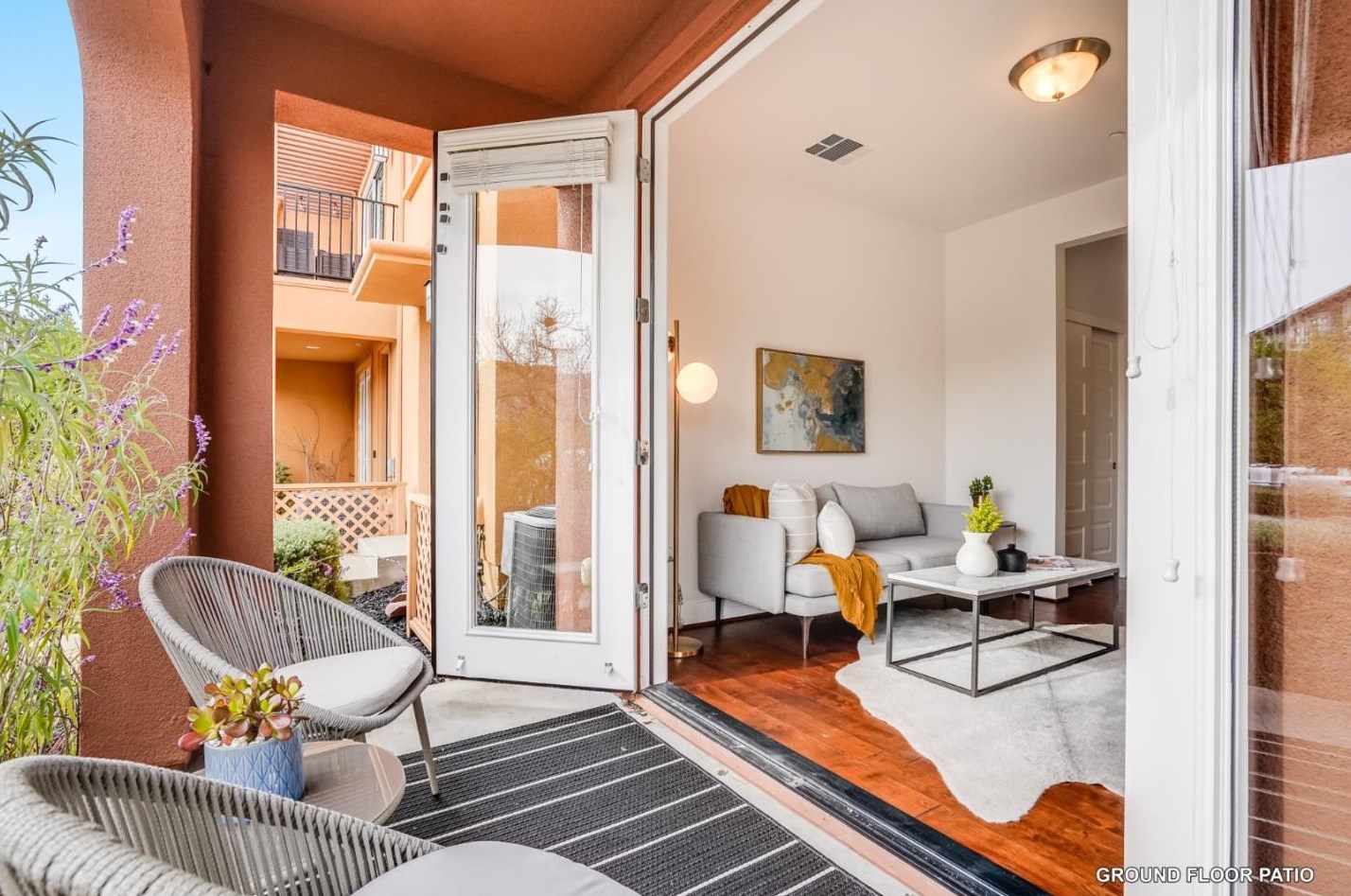 375 Derby Ave, San Mateo CA  94403 exterior