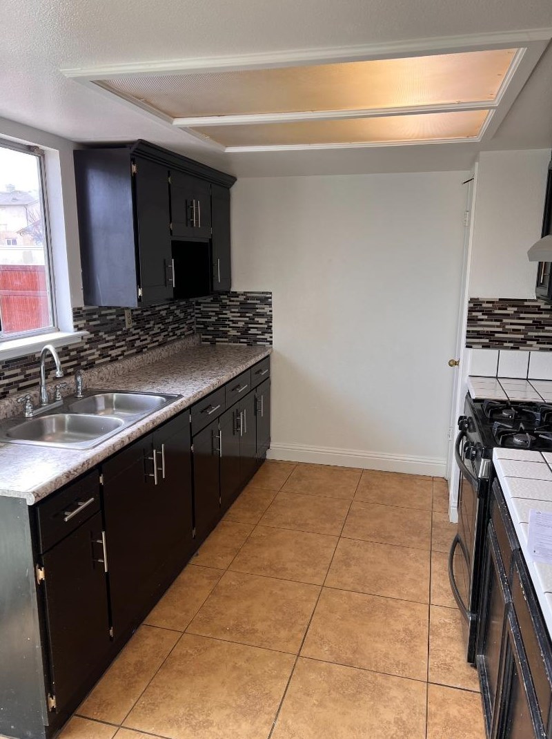 279 Apple Ave, Greenfield, CA 93927