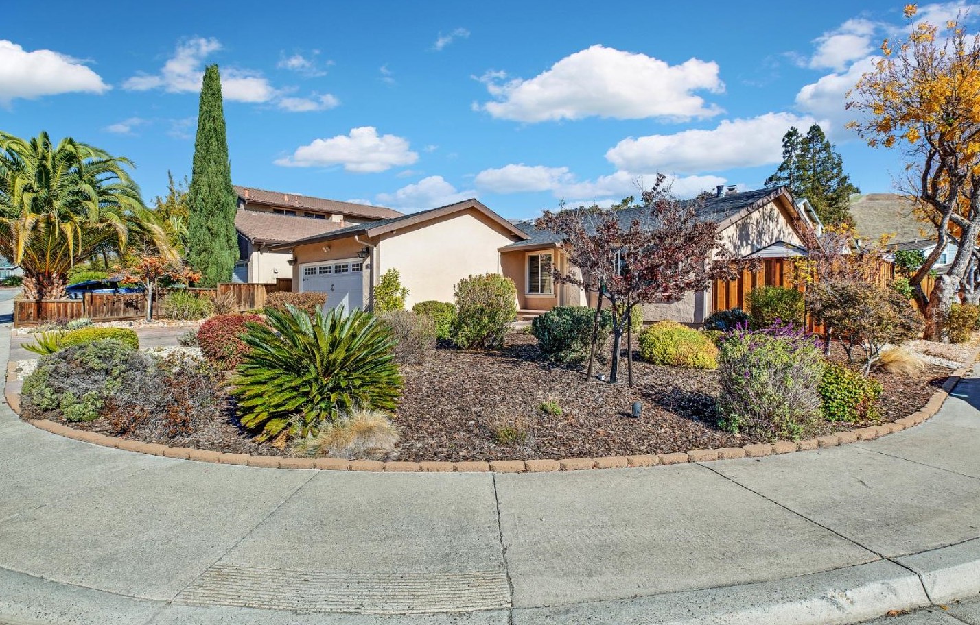 1156 Nicklaus Ave, Milpitas, CA 95035