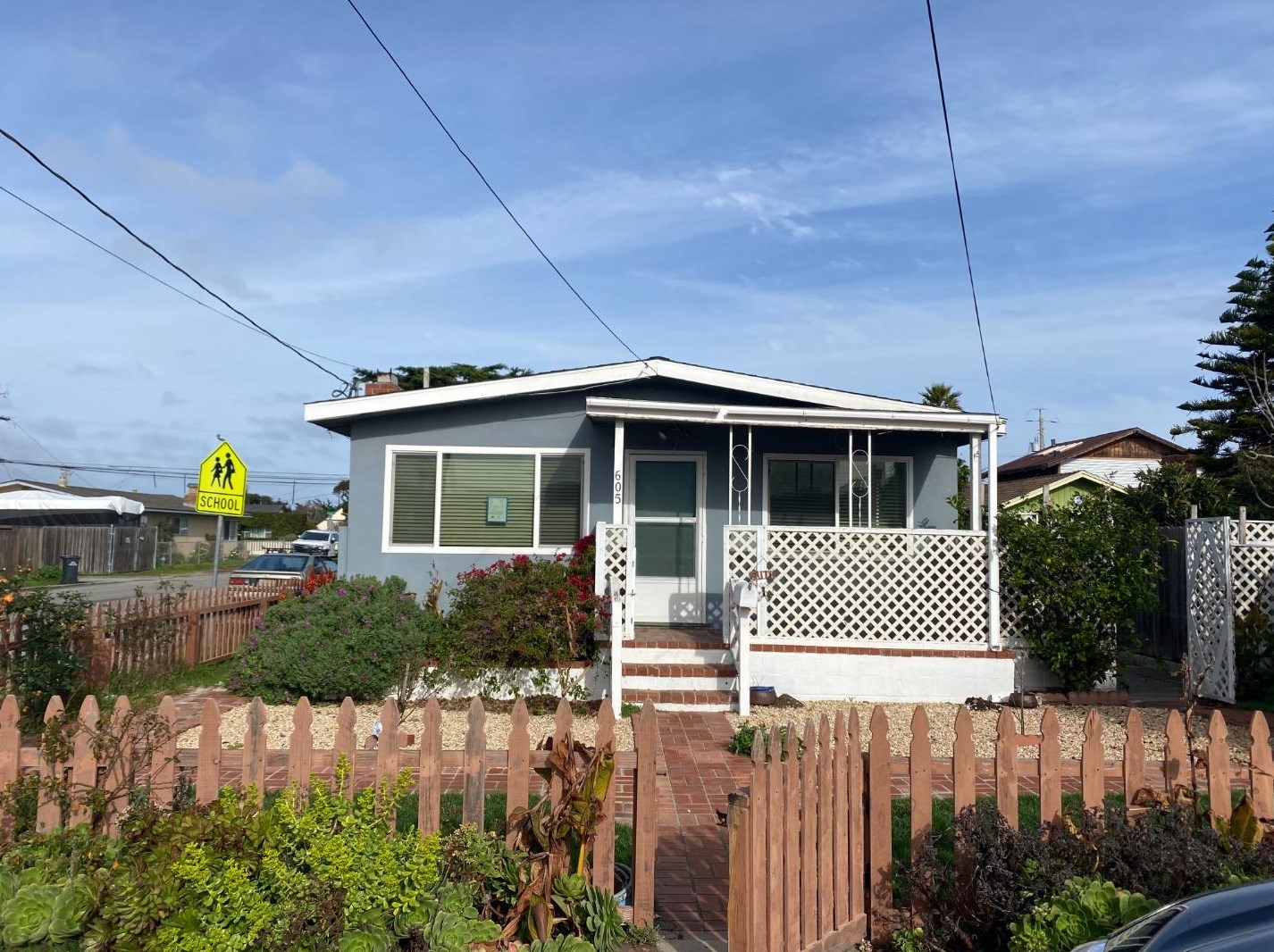 605 Amador Ave, Seaside, CA 93955-4810
