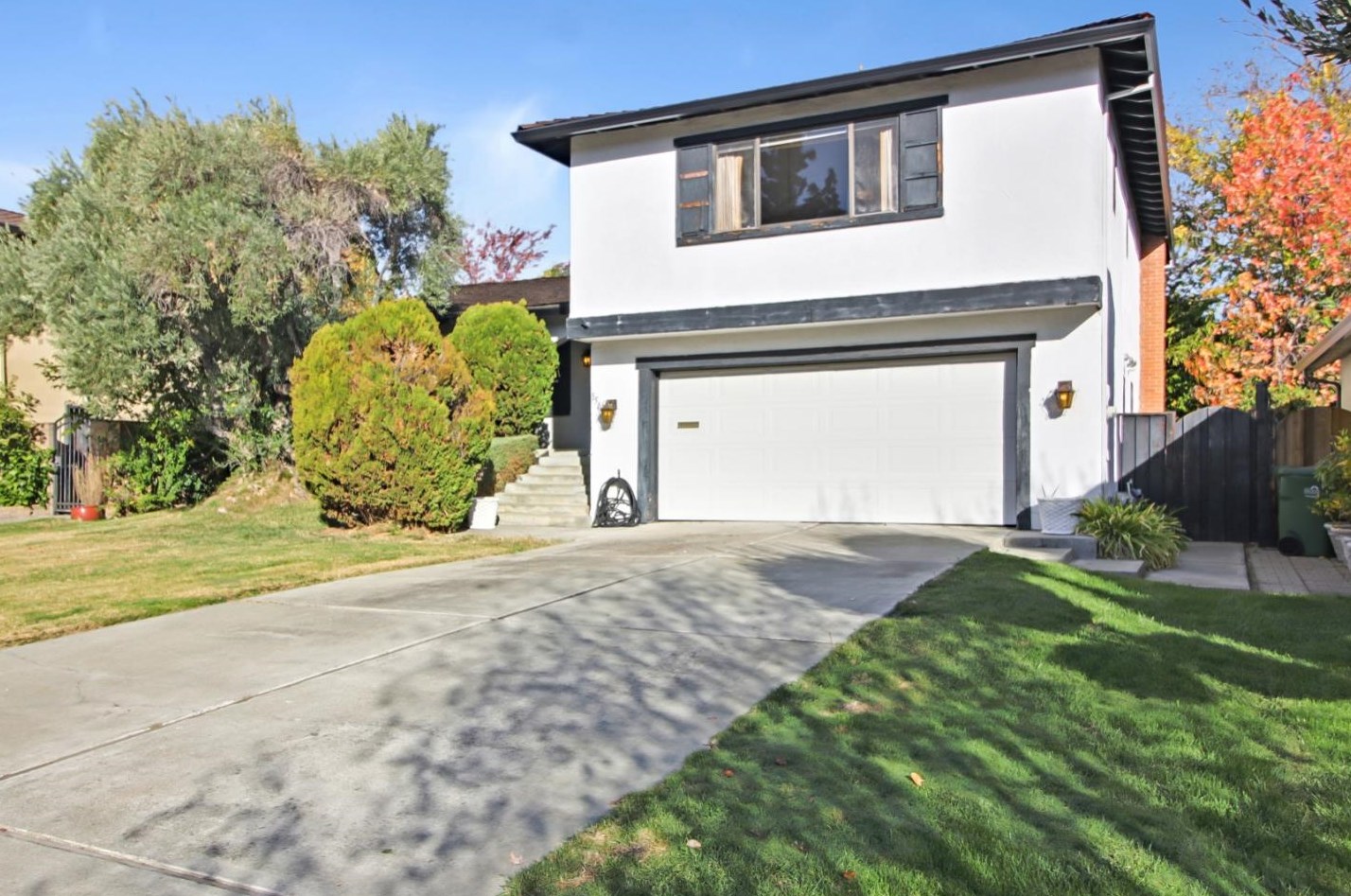 5561 Del Oro Pl, San Jose, CA 95124-6117