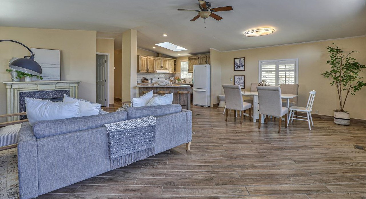 20 Russell Rd 131, Salinas, CA 93906