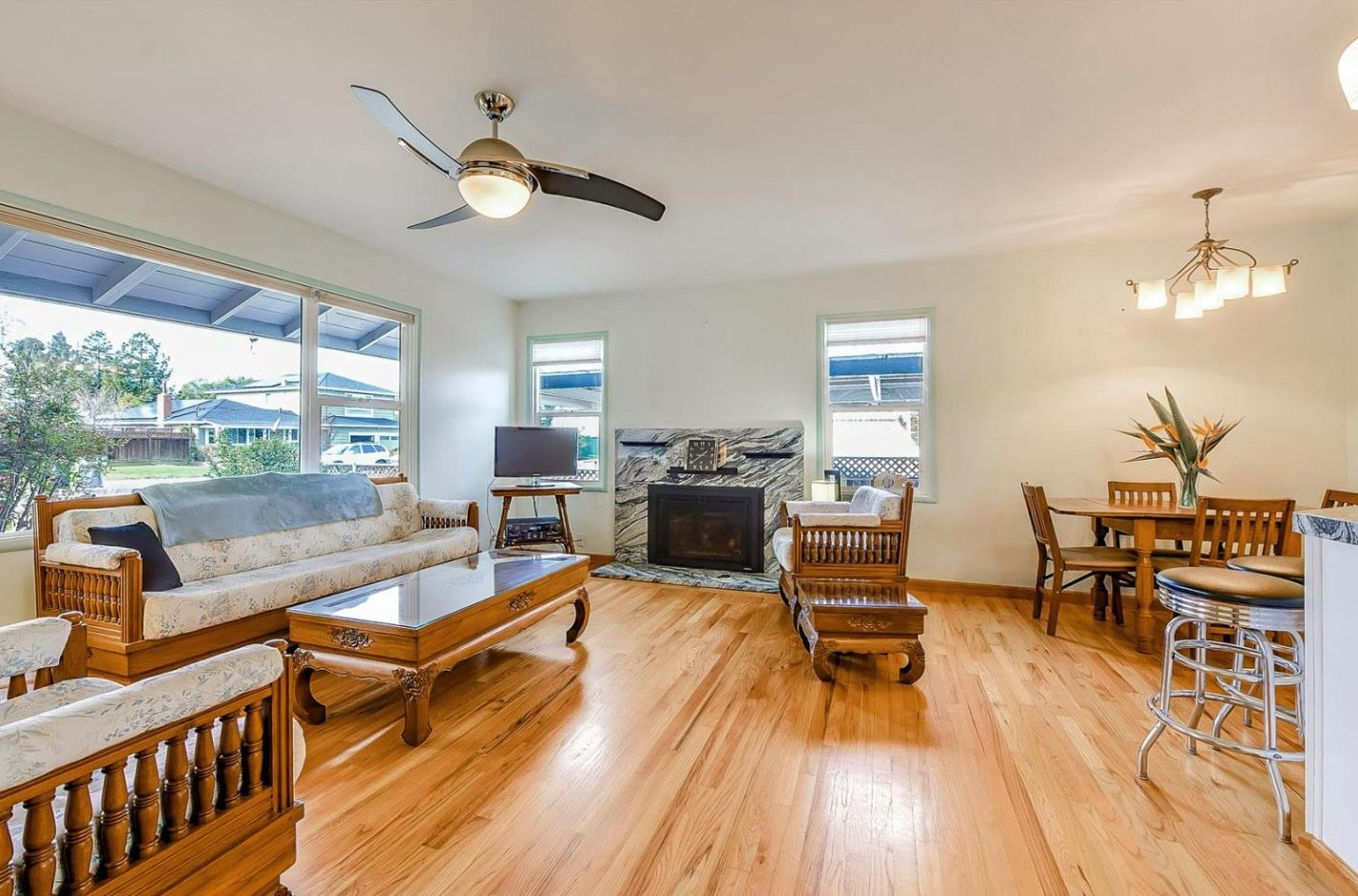 800 Mansfield Dr, San Jose, CA 95128-2721