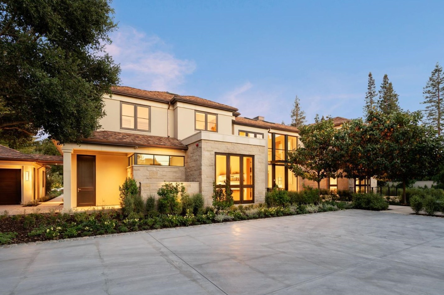 233 Park Ln, Menlo Park, CA 94027-5410