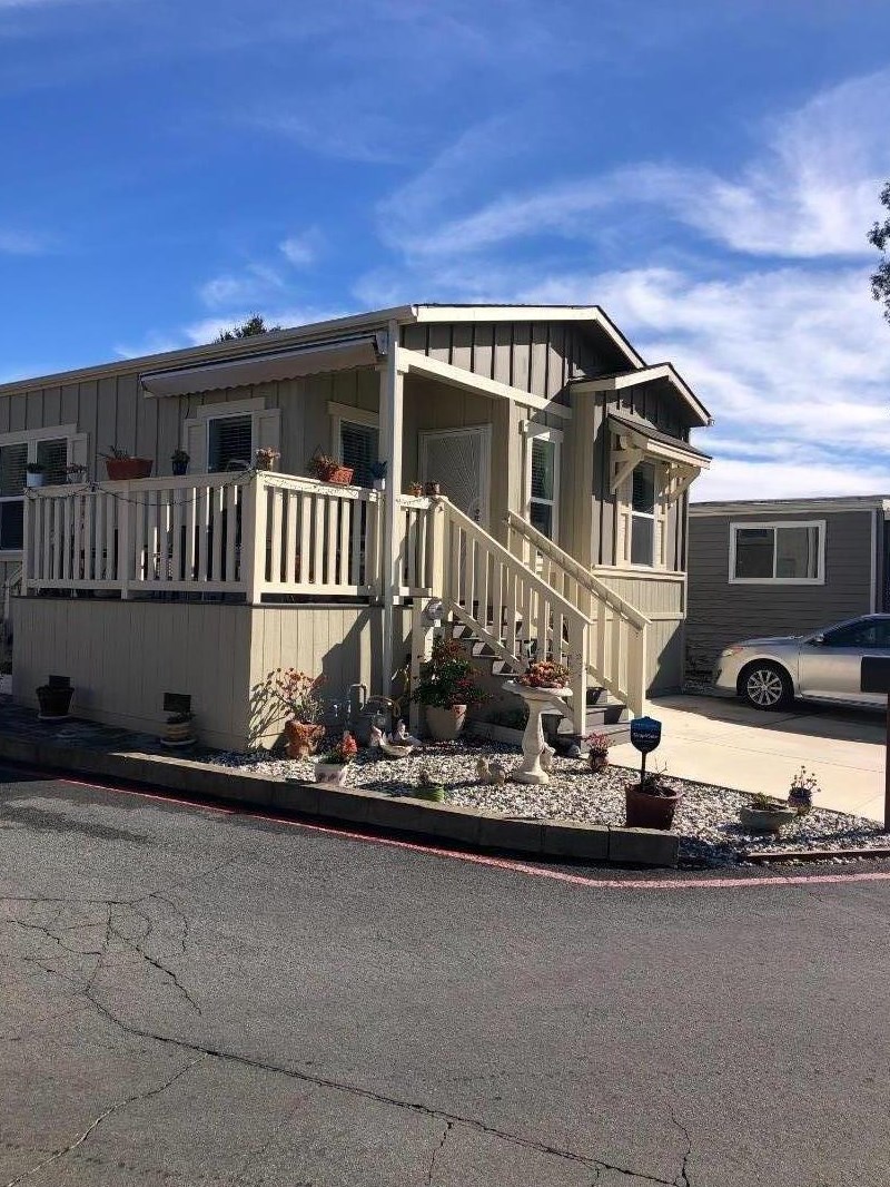 17779 Vierra Canyon Rd 24, Salinas, CA 93907