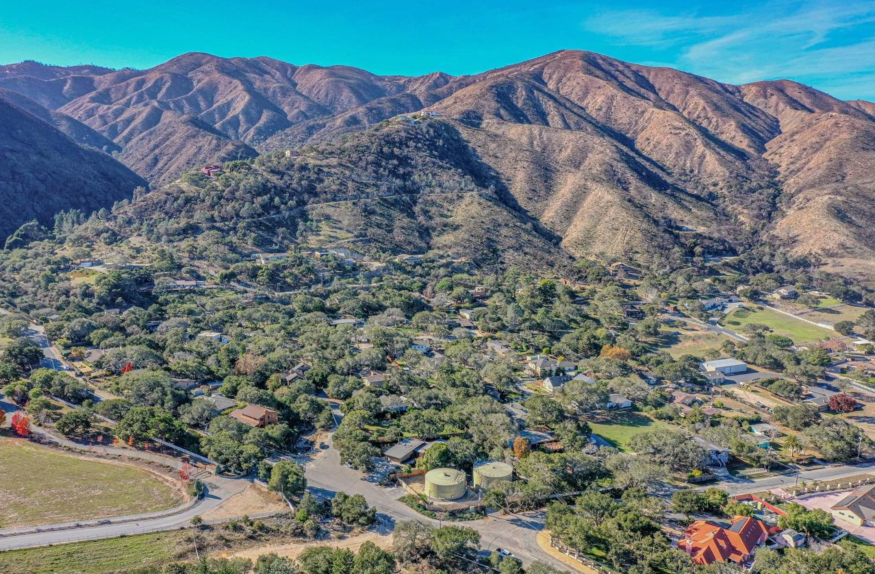 114 Live Oaks Way, Salinas, CA 93908-9624