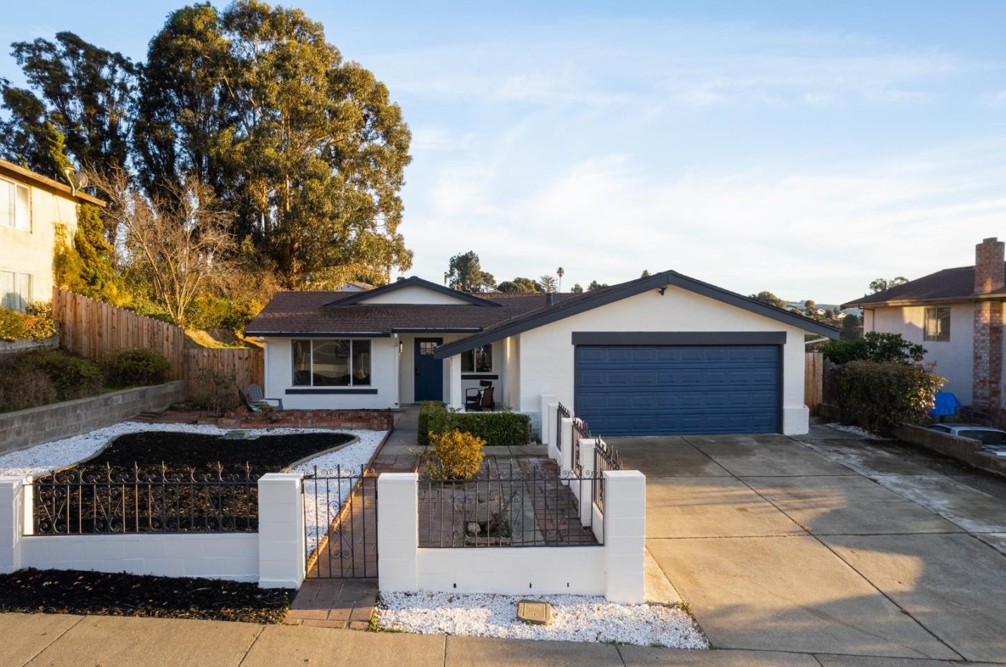 1014 Viewpoint Blvd, Rodeo, CA 94572
