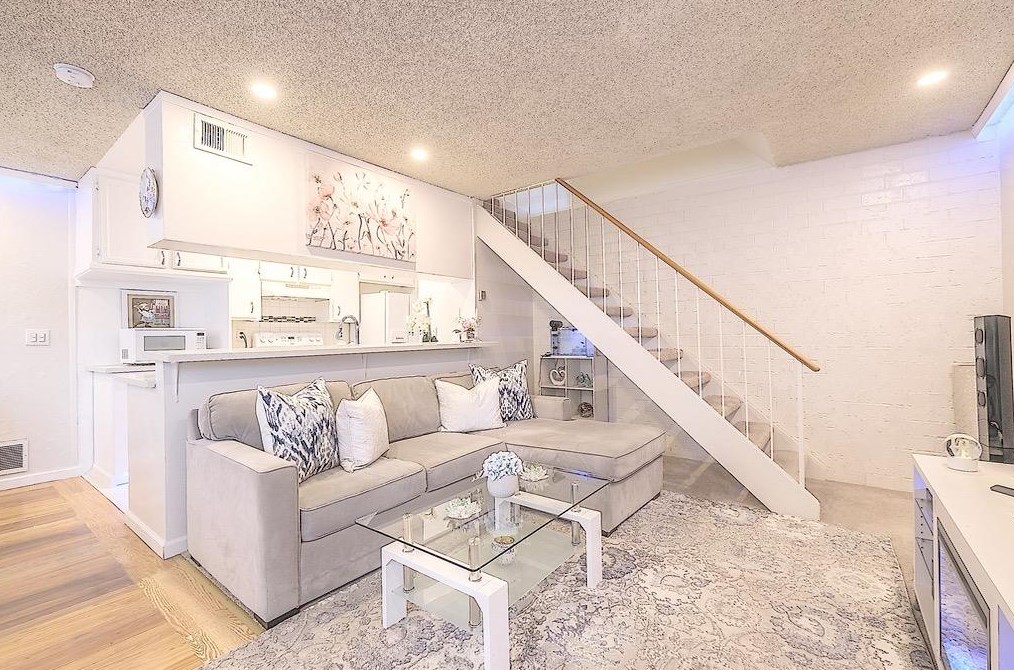 34819 Starling Dr 2, Union City, CA 94587