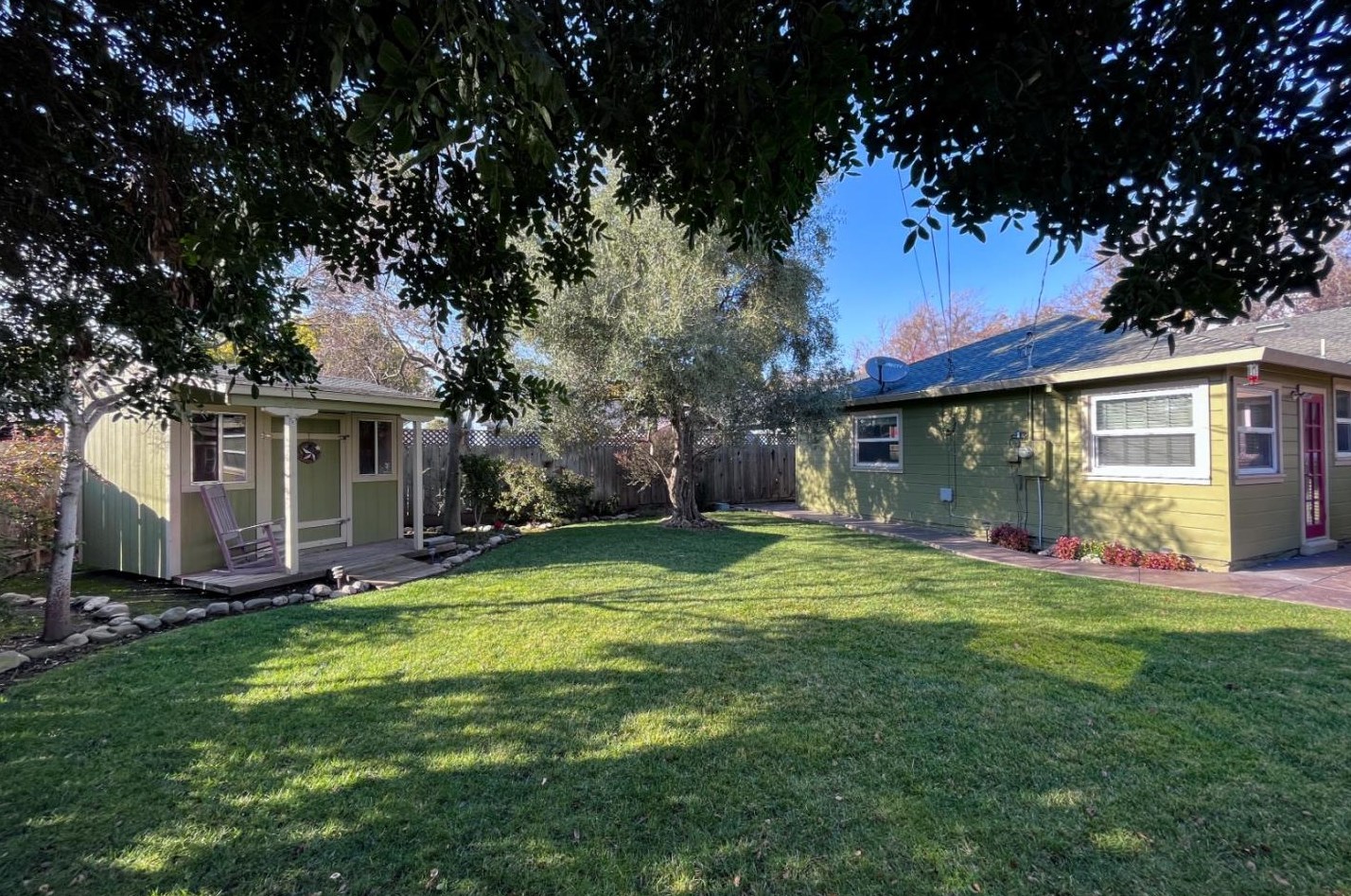 354 Elwood St, Salinas, CA 93906-3339