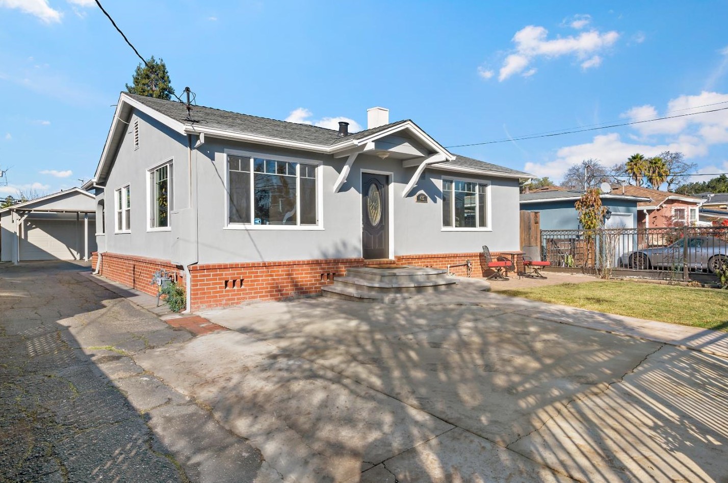 435 6th Ave, Menlo Park, CA 94025-1840