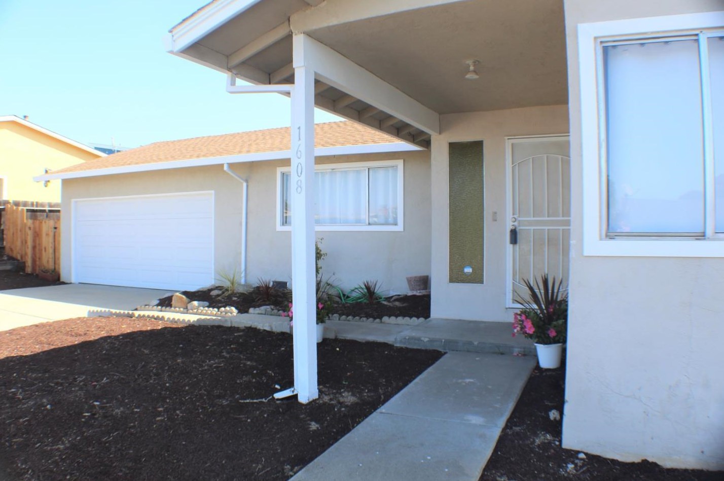 1608 Luzern St, Seaside, CA 93955