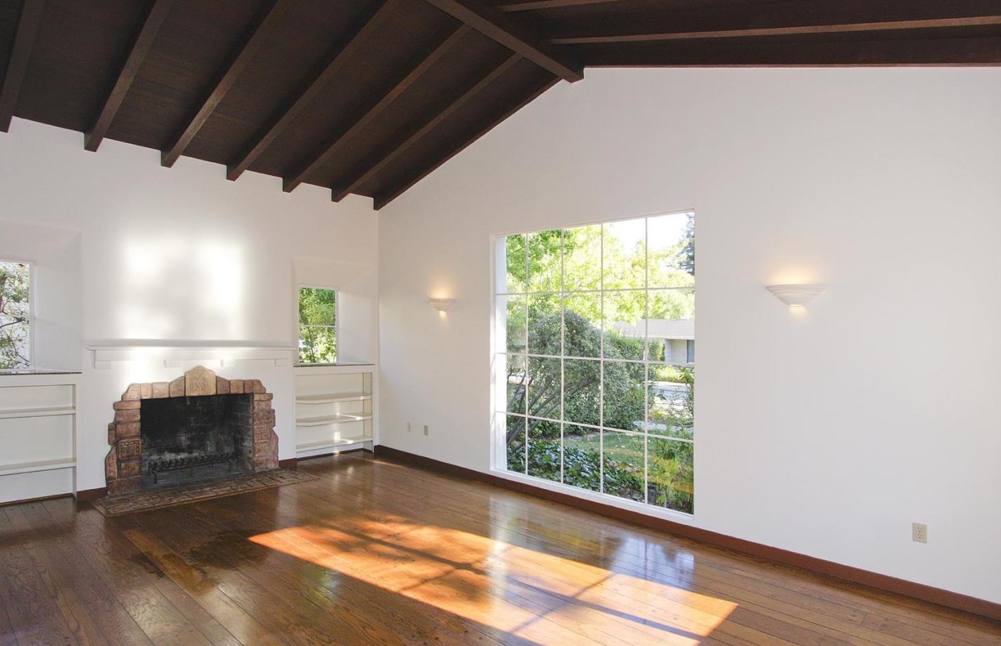 2364 South Ct, Palo Alto, CA 94301