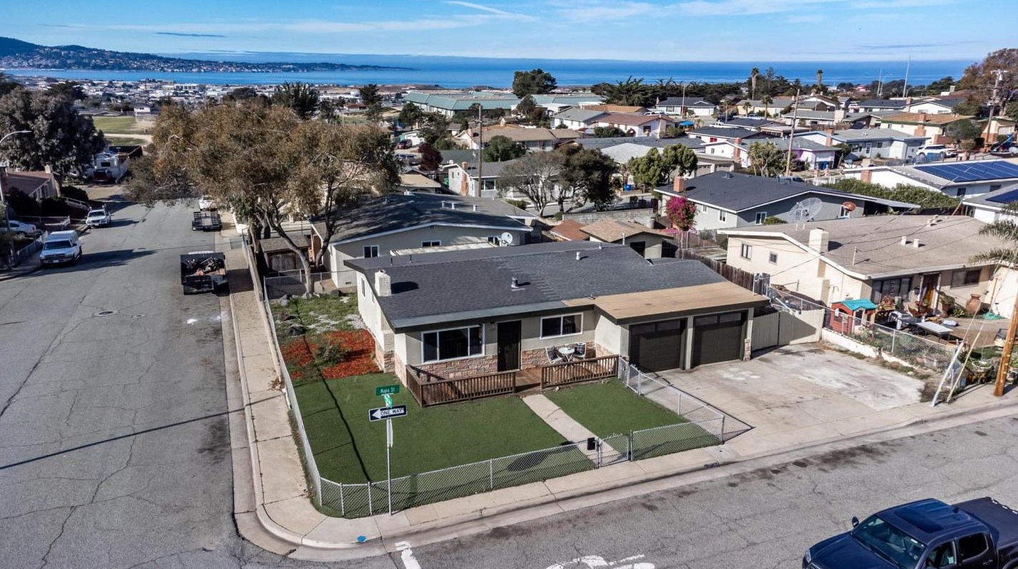 1705 Napa St, Seaside, CA 93955