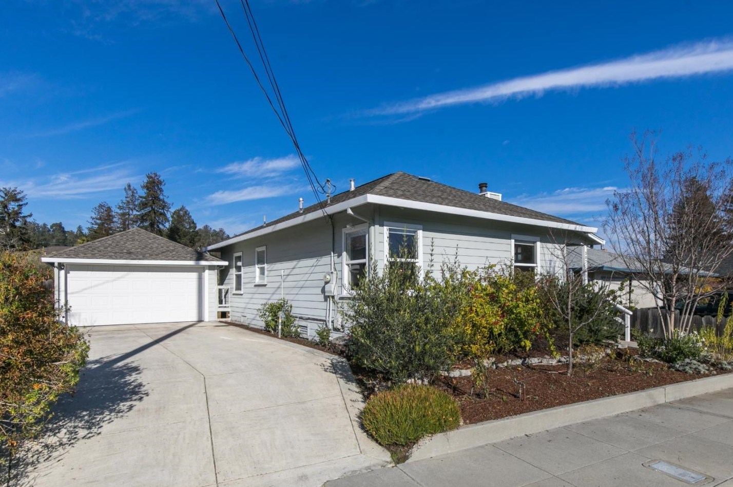 307 Chilverton St, Santa Cruz, CA 95062-1145