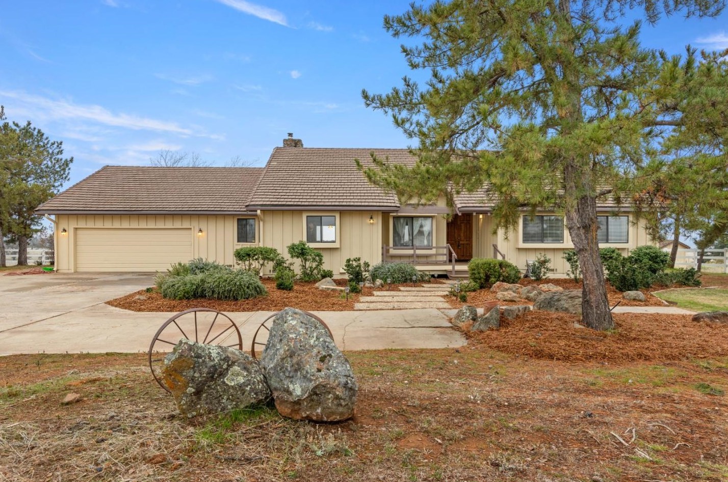 3434 Hokan Ln, Wheatland, CA 95692