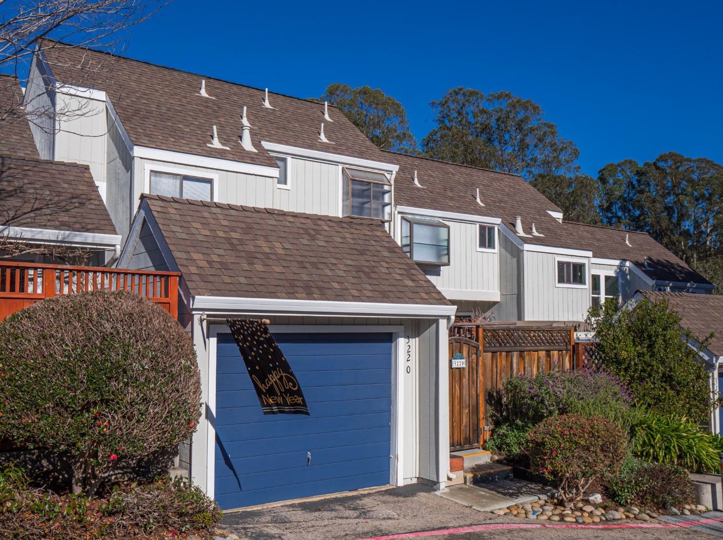 3220 Stockbridge Ln, Santa Cruz, CA 95065-2021