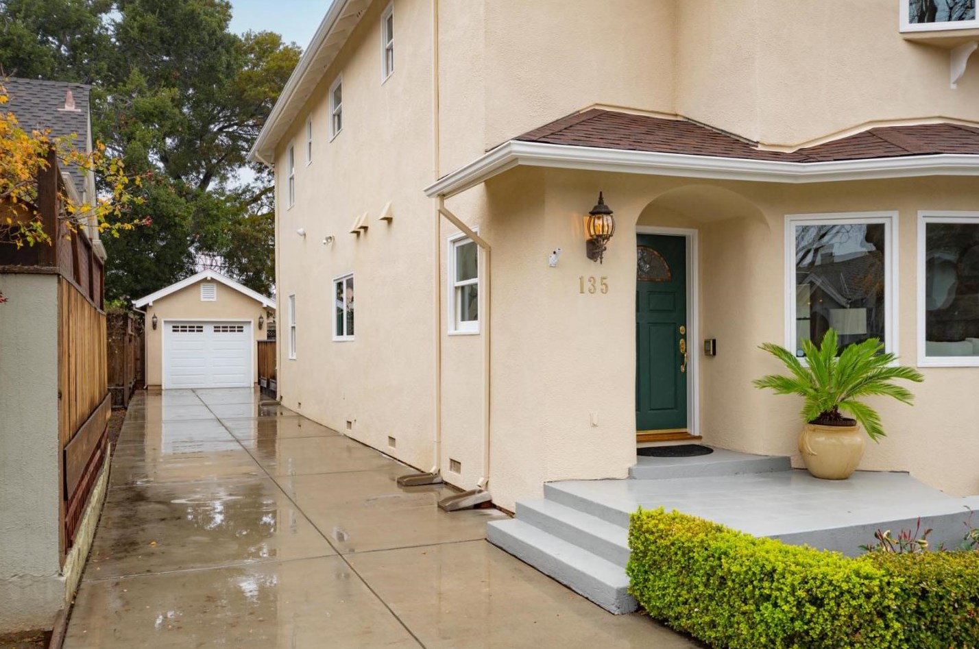 135 12th Ave, San Mateo, CA 94402-2419