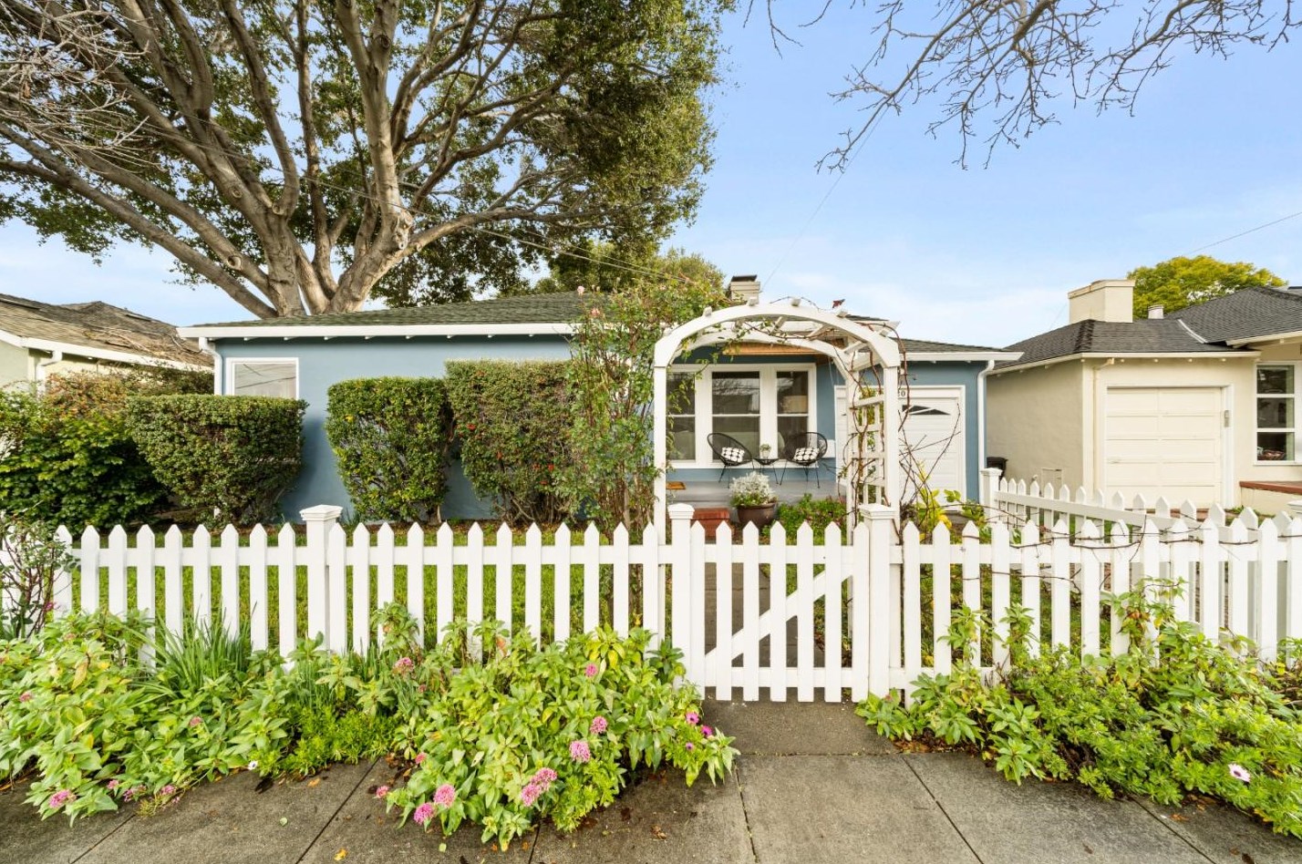 220 Humboldt St, San Mateo, CA 94401-1811