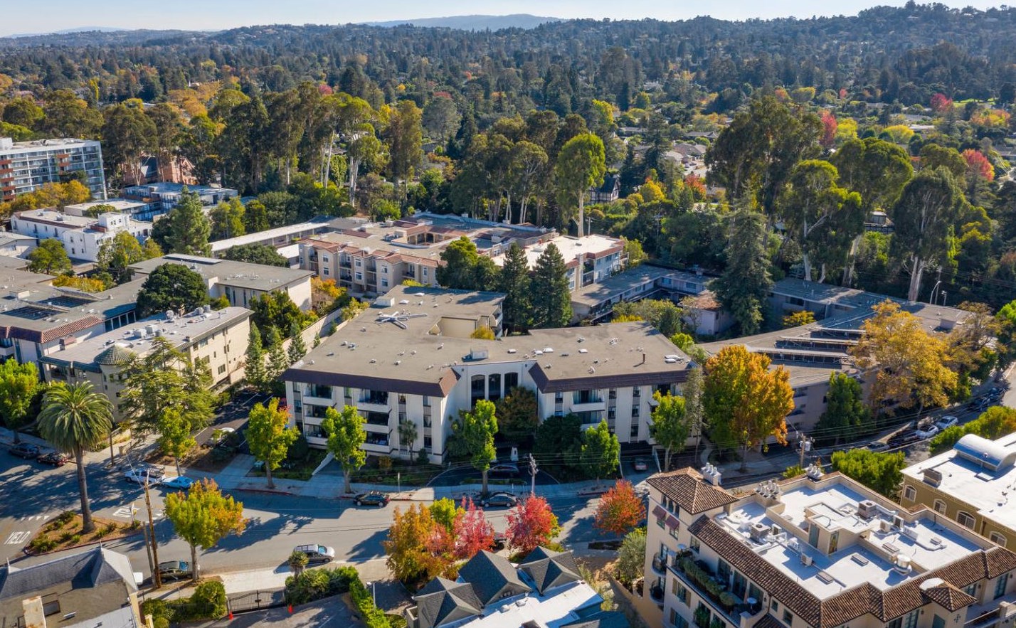 1515 Floribunda Ave 204, Burlingame, CA 94010