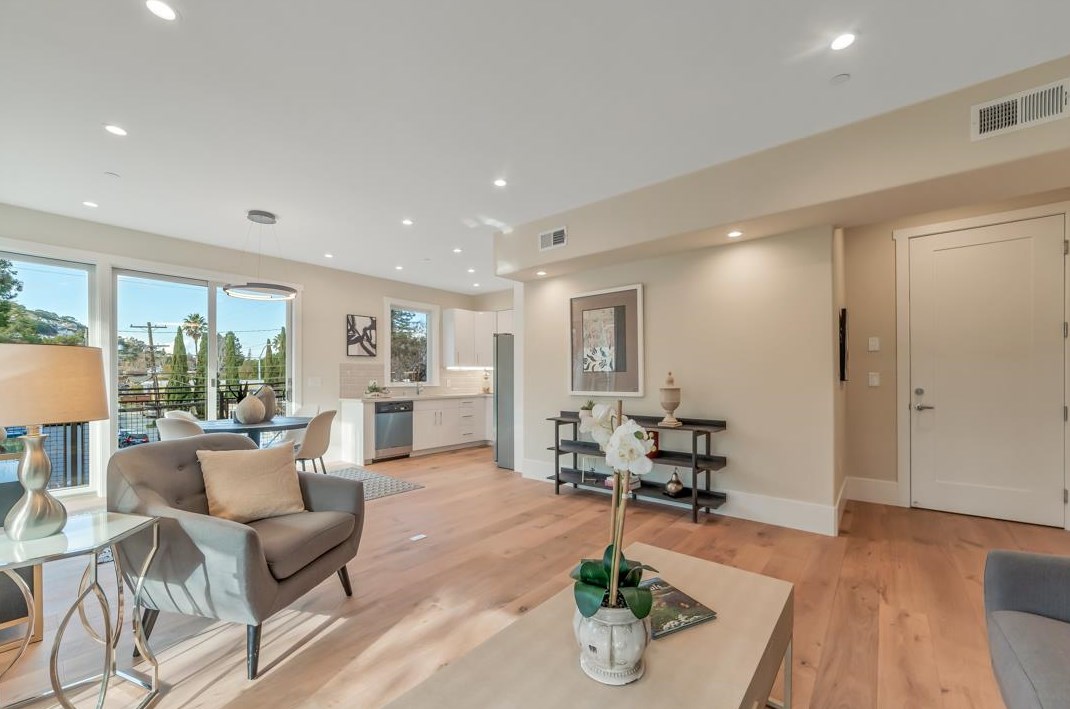1667 San Carlos Ave 201, San Carlos, CA 94070