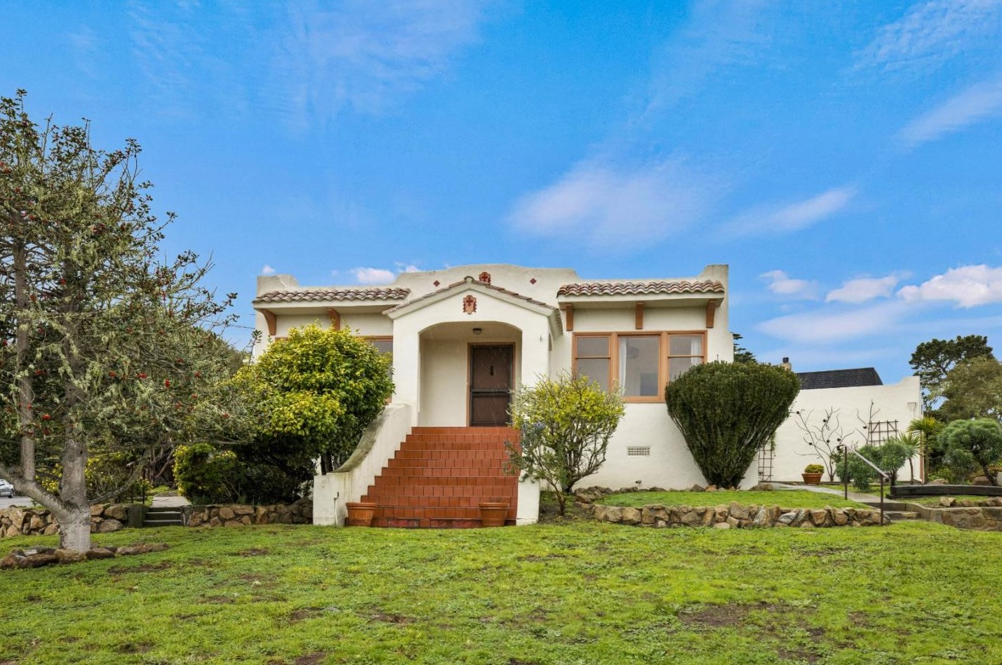 189 Pine Ave, Del Monte Park, CA 93950