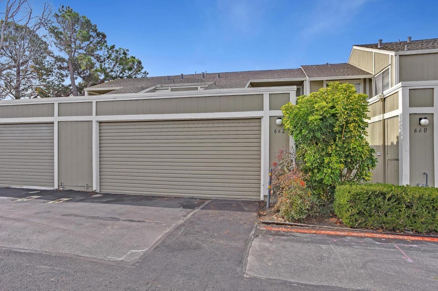 662 Cygnus Ln, San Mateo, CA 94404-2784