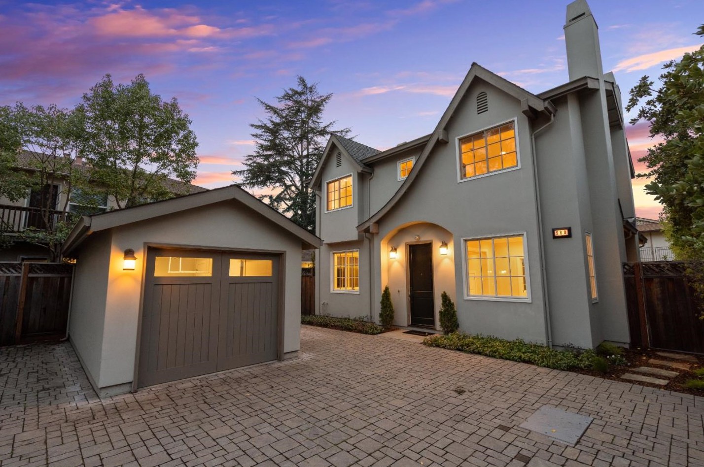 960 Middle Ave, Menlo Park, CA 94025-5142