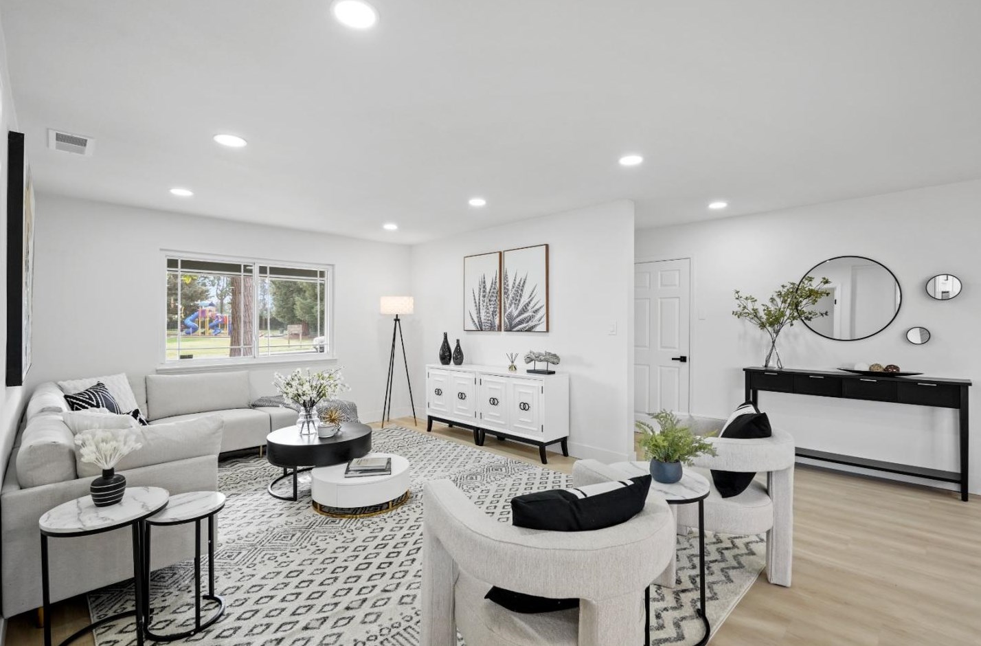 2443 Andover Dr, Union City, CA 94587