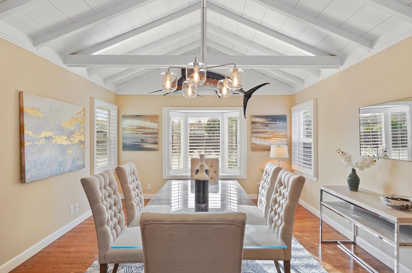 318 24th Ave, San Mateo CA  94403-2230 exterior