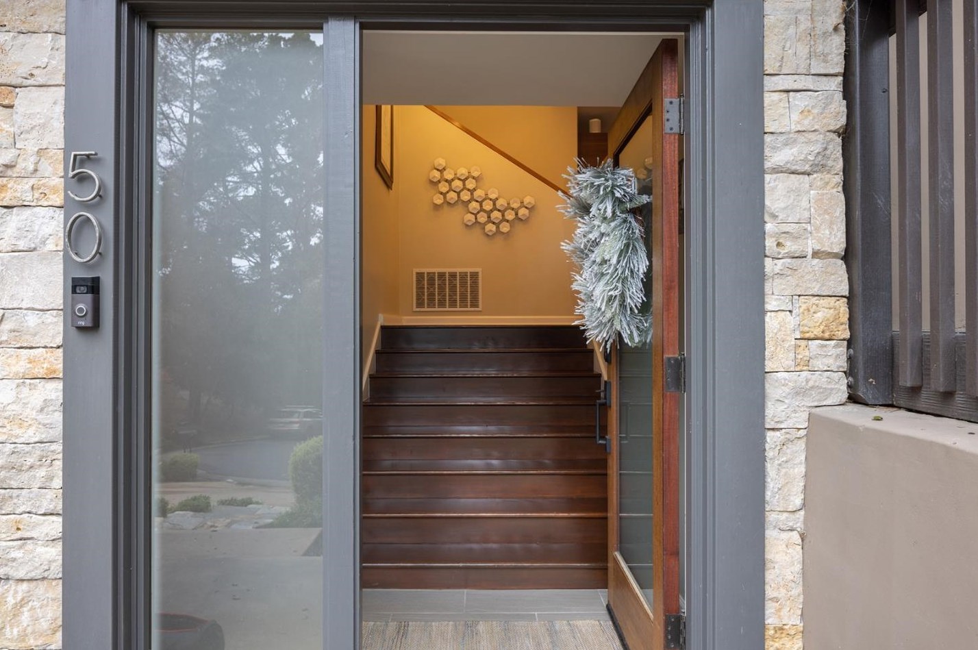50 Crandall Rd, Monterey, CA 93940-4303
